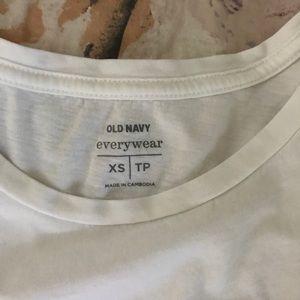 Old Navy Tops - old navy white tee Old Navy Tops - old navy white tee